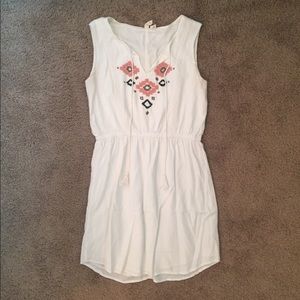 Kenji white sundress
